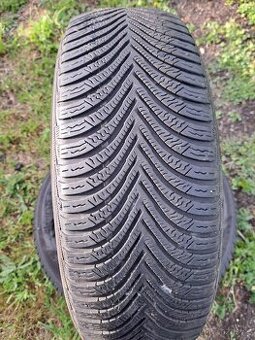 Zimní pneu. Michelin 215/65 R 17