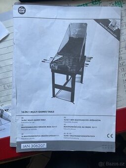 Multifunkční stůl na hraní