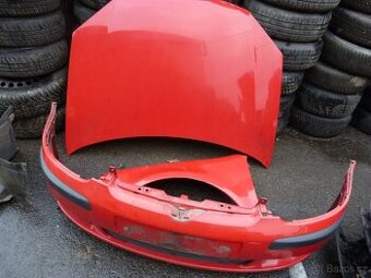 VW Golf V 5 nárazník, světla, kapota ,chladičovka benzin