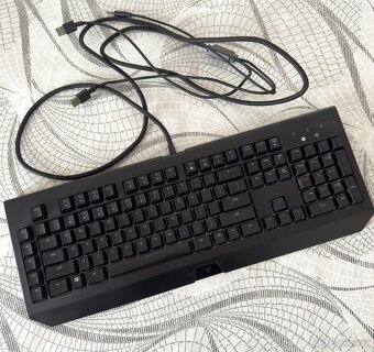 Herní klávesnice Razer BlackWidow Chroma V2
