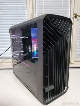 Slušné herní / pracovní pc 9600x 4070ti 32gb ram