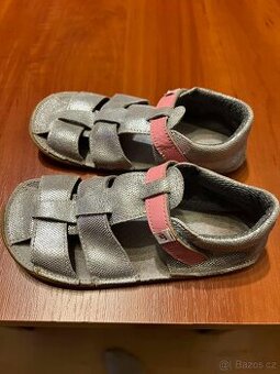 Sandaly Elefanten barefoot velikost 30
