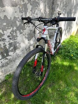 Horské kolo Specialized Stumjumper HT Expert Carbon