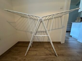 sušák na prádlo / laundry drying rack - 1