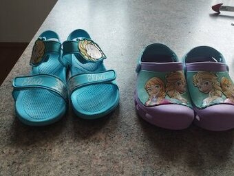 Gumové boty: sandále 30/31 a Crocs 10-11