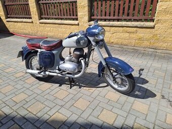 Jawa 250-353 kyvacka