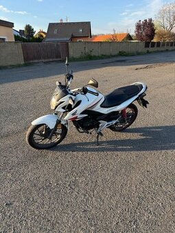 Honda CB 125 F