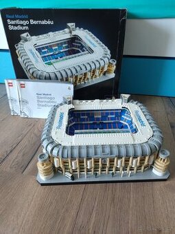 LEGO 10299 Stadion Real Madrid - 1
