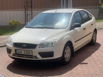 Ford Focus 1,6TDCi rok 2006 velký servis pouze 2.majitelé