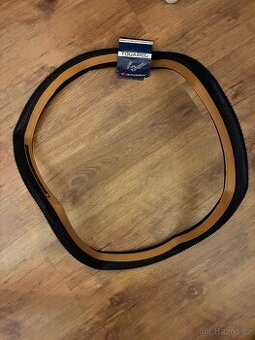 Hutchinson Touareg 40-622