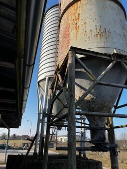2x silo