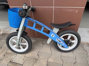 Dětské odrážedlo First Bike Street + košík - 1