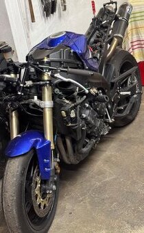 Yamaha R1 2006 Funkcni motor