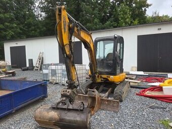 Pásový minibagr JCB 8035