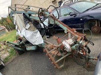 Nakladač unhz 500