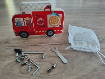Dřevěné Hasičské autíčko na šroubování (Montessori)