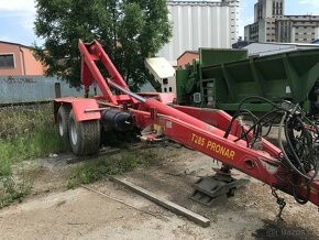 Kontejnerový návěs Pronar