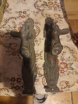 Starožitné bronzové kliky