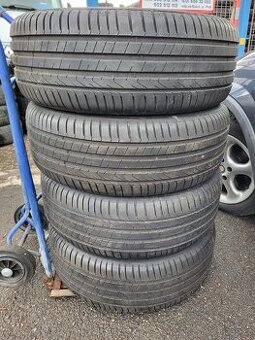 245 50 19" 105W,  RSC" Pirelli P 7
