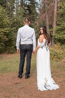 Svatební šaty pro těhotné