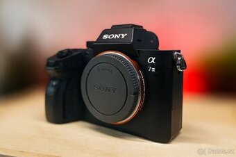 SONY ALPHA A7 III TOP STAV