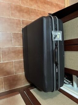 Cestovní kufr - nepoužitý