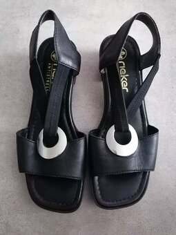 Dámské sandálky Rieker, vel. 39