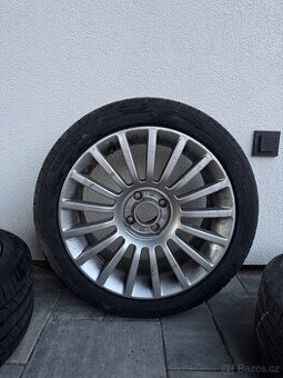 Originální kola Fiat 500 pneu 195/45/16