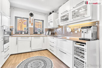 Byt 4+1 se zahradou, Příčná, Stará Role, Karlovy Vary