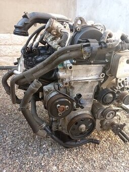 Škoda octavia 2 motor 1.2 tsi 77kw