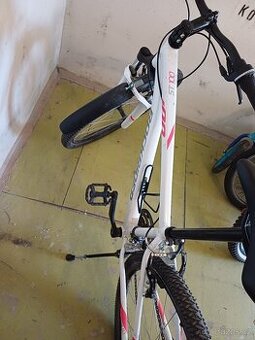 Horské kolo Rockrider ST 100 (27,5")-Vel. L (dívčí)