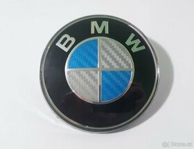 BMW přední i zadní znak modrobílý karbon 82mm