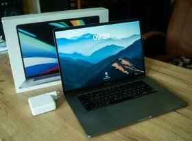 Prodám MacBook Pro 16¨ Space Gray, i9, rok 2019, 32GB RAM, 1