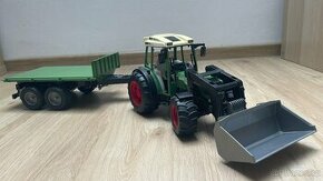 Traktor Bruder s vlečkou
