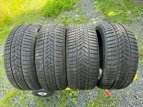 Zimní pneu 275 35 19 245 40 19 Pirelli 99% RFT