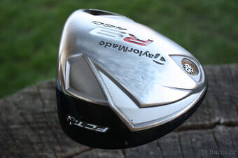 NASTAVITELNÝ DRIVER TAYLOR-MADE R9 - 9,5° VELMI PĚKNÝ