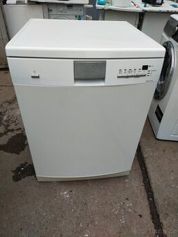Prodám myčku zn.AEG o šíři 60 cm-1999KC---ZDARMA DOVEZU--