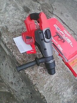 Milwaukee M18 CHM-0 (SDS-Max) Aku vrtací a bourací kladivo