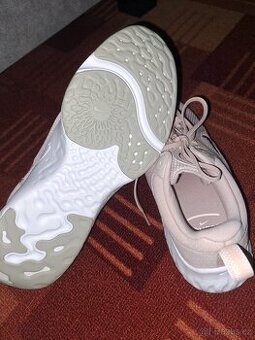 Vel 38, 5nove
