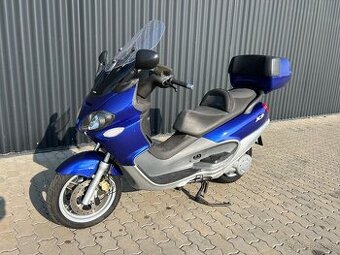 Piaggio X9 500ie, po velkém servise, bez investic, nová STK