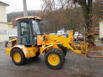 Kolový nakladač JCB 407 Kolový nakladač JCB 407 -