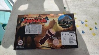 Projektor dinosaurů