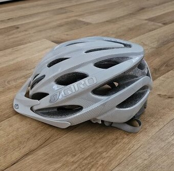Giro Verona helma