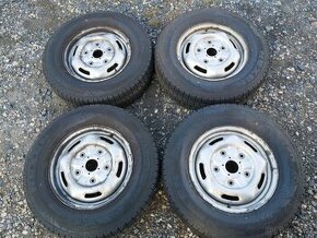 Sada 16" plechových disků 5x160 + C zimní pneu Nexen