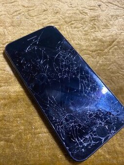iPhone SE 2023
