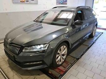 Škoda Superb sportline iV TSI 160kw/tažné/virtual/360°kamery