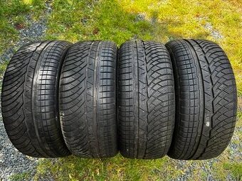 Zimní pneu 245 45 18 Michelin zánovní