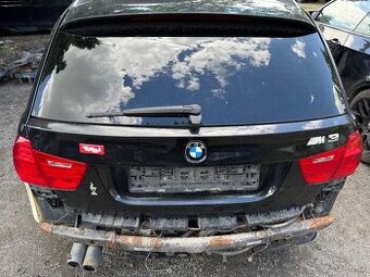 BMW E91 LCI kufr + zadní svetla - 1