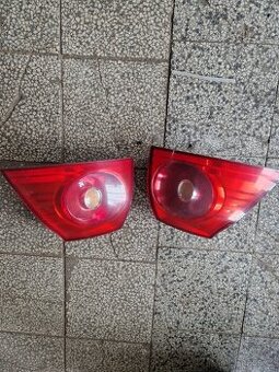 Zadní světla Volkswagen Golf 5