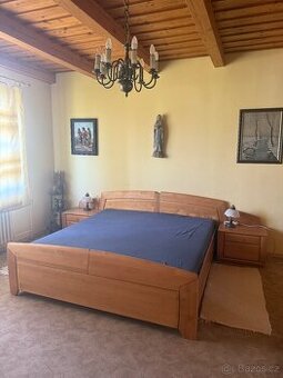 Set nábytku z kanadského jalovce